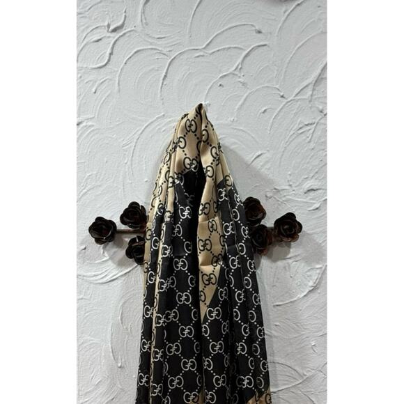 Silk scarf silk material color - Picture 4 of 5